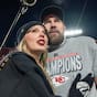 Taylor Swift und ihr Verlobter Travis Kelce.